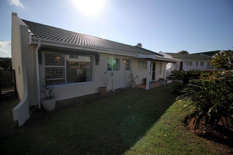 2 Bedroom Property for Sale in Fraaiuitsig Western Cape